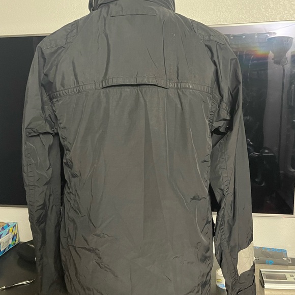 Auth Burberry Mens Black Jacket - Picture 4 of 11